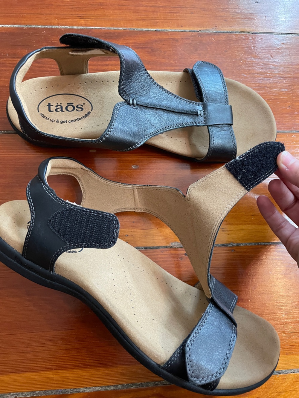 Taos The Show Sandals Black Leather Low T Strap Arch Support Women’s 10 🧡🎀 - Picture 8 of 9